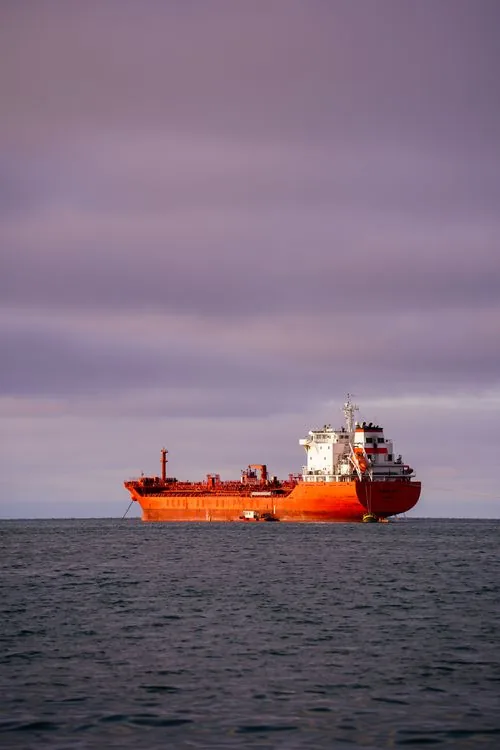 Photograph of a real maritime energy · lng and tankers vessel, used for illustration.
